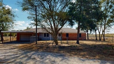 Building Photo - 8251 W Sh-21