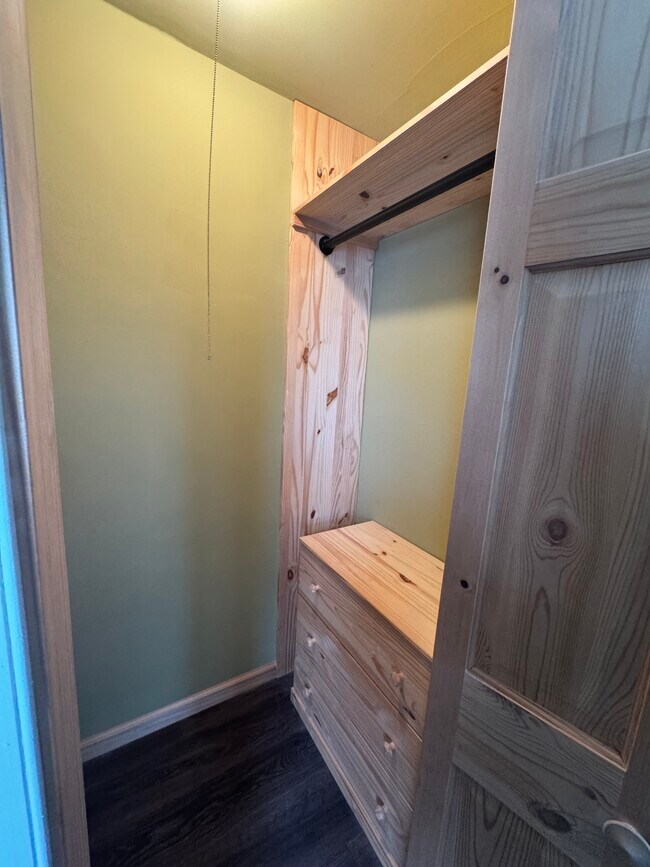 Foto del edificio - 2312 Newton St