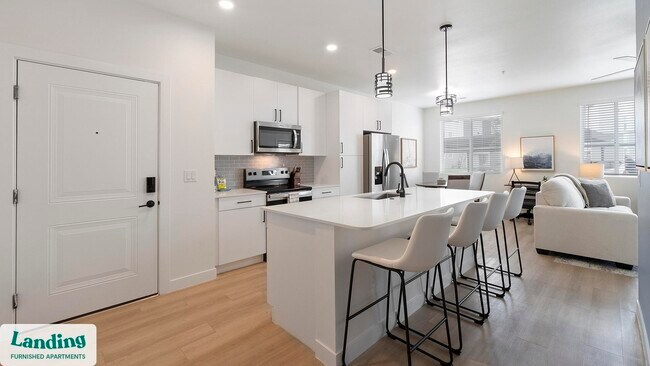 Foto del edificio - 255 N Camino Mercado