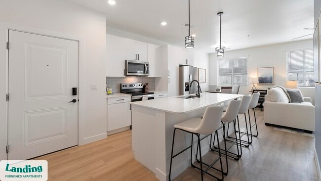 Foto del edificio - 255 N Camino Mercado