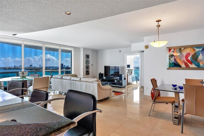 Foto del edificio - 1800 N Bayshore Dr