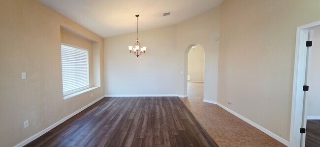 Building Photo - Charming 4-Bedroom Home in West El Paso – Spacious & Comfortable!