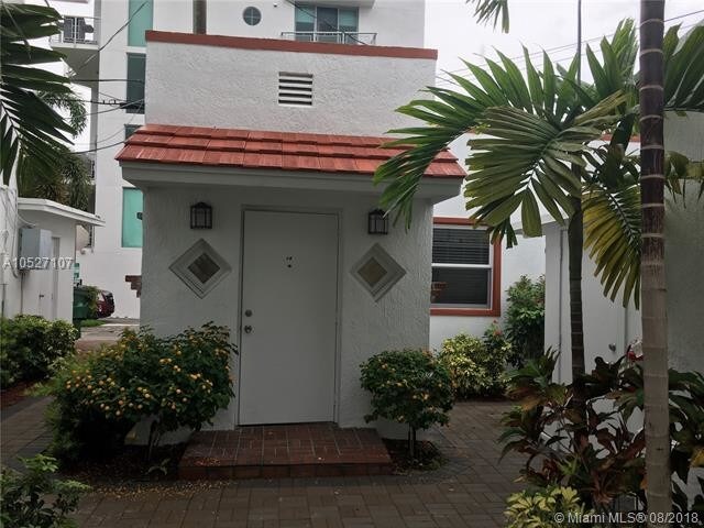 Foto del edificio - 905 SE 2nd Ct