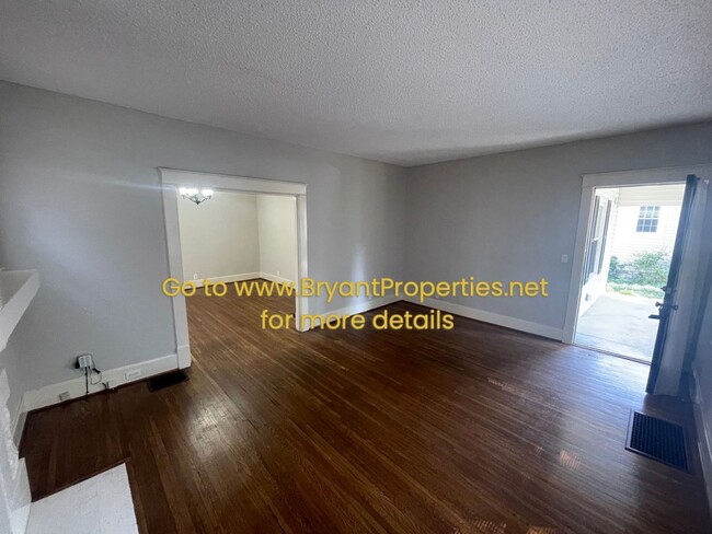 Foto del edificio - Nashville - 2 Bedroom 1-Bath - Woodbine Are