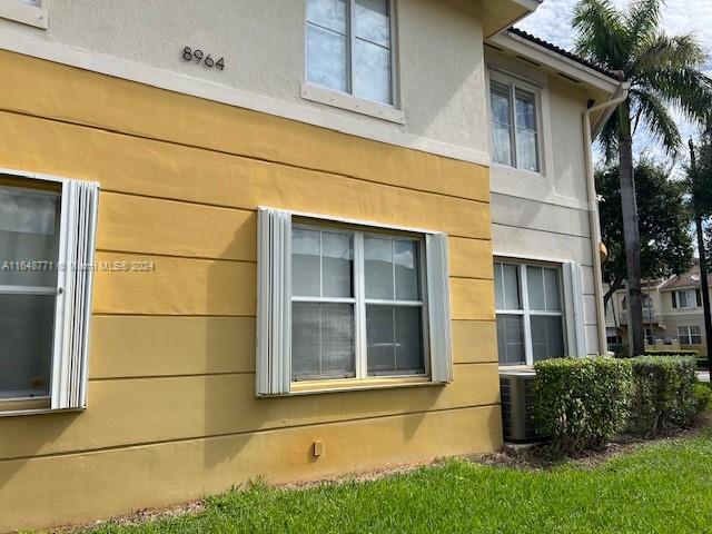 Foto del edificio - 8964 W Flagler St