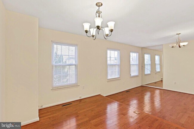 Building Photo - 15623 Plaid Dr