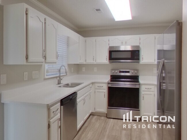 Building Photo - 12500 Levins Hall Road Huntersville NC