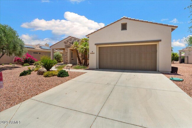 Building Photo - 12839 W La Vina Dr