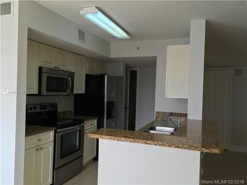 Primary Photo - 20950 SW 87th Ave
