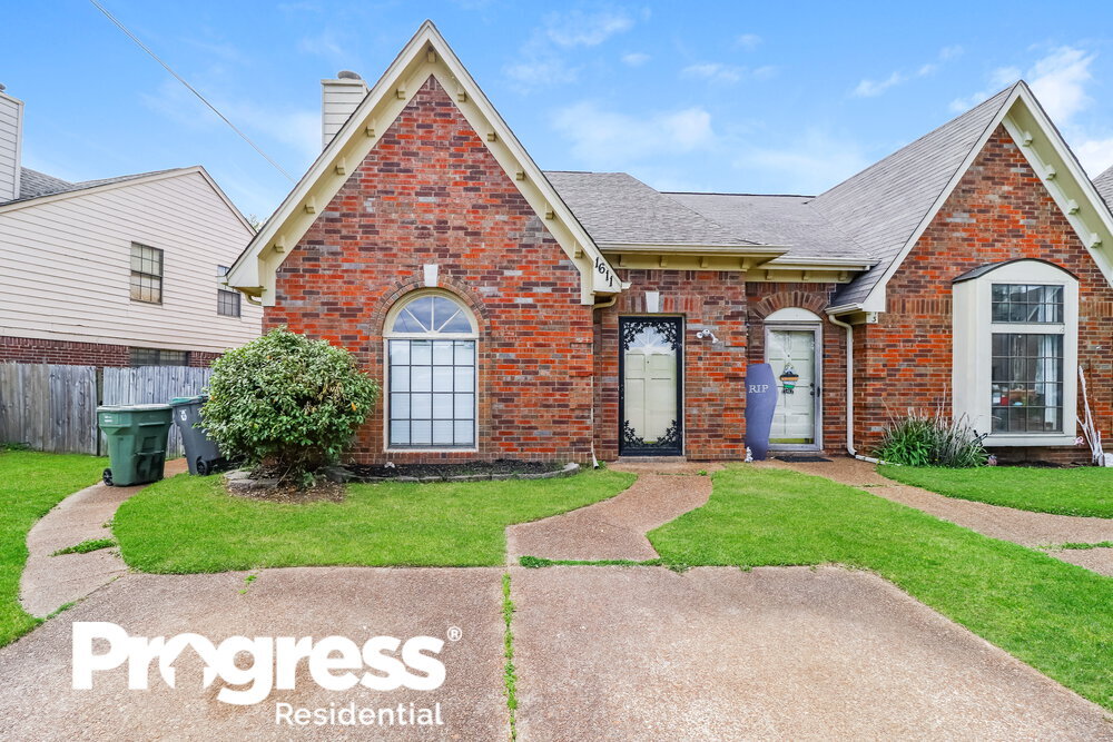 Foto principal - 1611 Oaken Bucket Dr