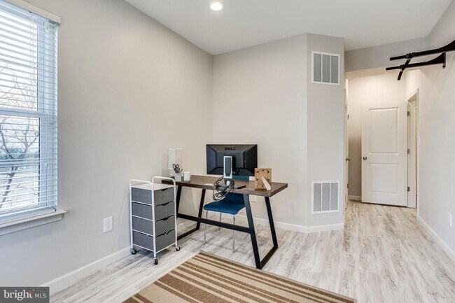 Building Photo - 20424 Codman Dr