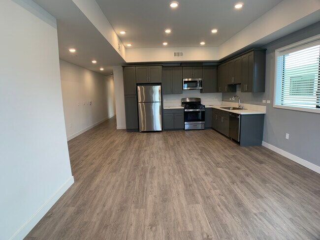 Foto del edificio - 14639 Vanowen St