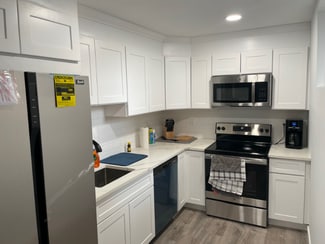 Building Photo - 30 N Terrace Ave