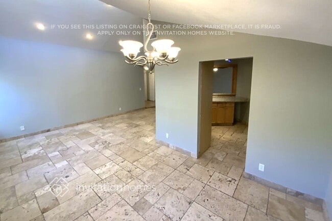 Building Photo - 4536 Pine Tree Dr