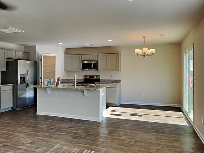 Building Photo - 464 Red Poll Wy