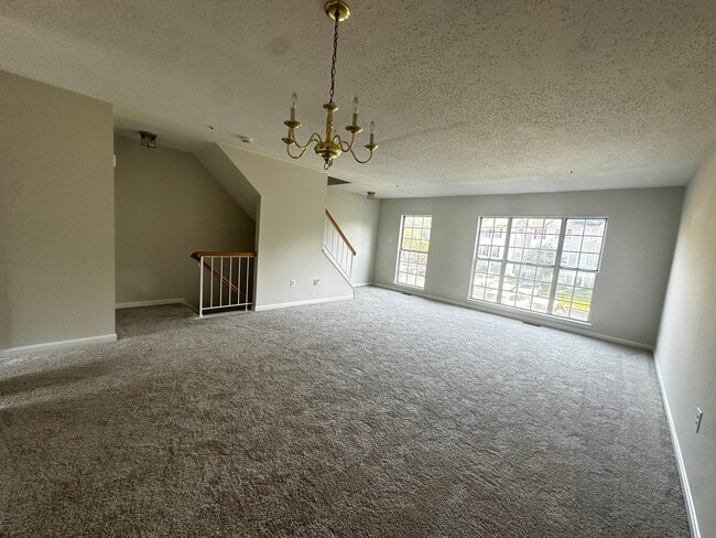 Foto del edificio - 2558 Ambling Cir