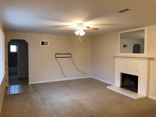 139 W Lassen Ave Chico Ca 95973 Townhouse For Rent In Chico Ca Apartments Com 139 W Lassen Ave Chico Ca 95973 Townhouse For Rent In Chico Ca Apartments Com