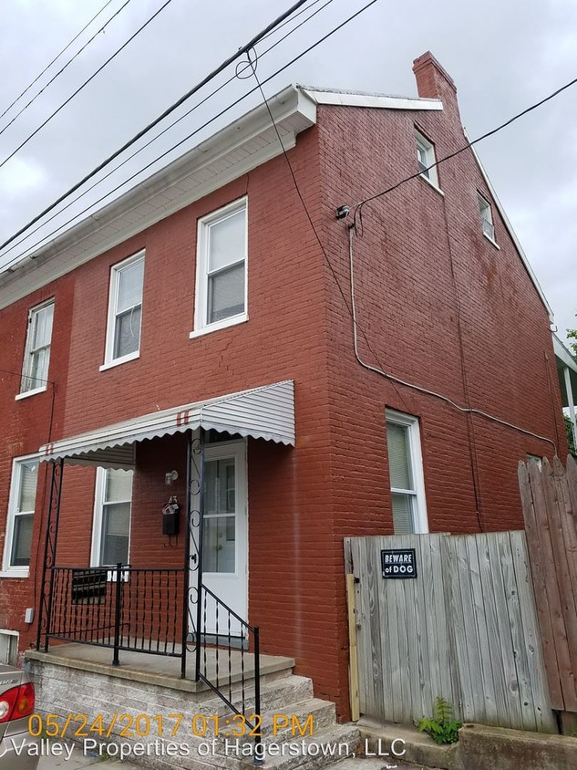 Primary Photo - 3 br, 1 bath House - 43 Randolph Ave