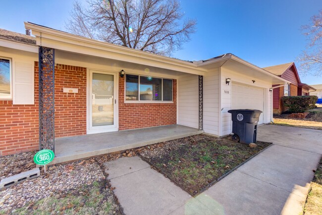 Foto del edificio - Gorgeous Midtown 3 Bedroom Remodel!