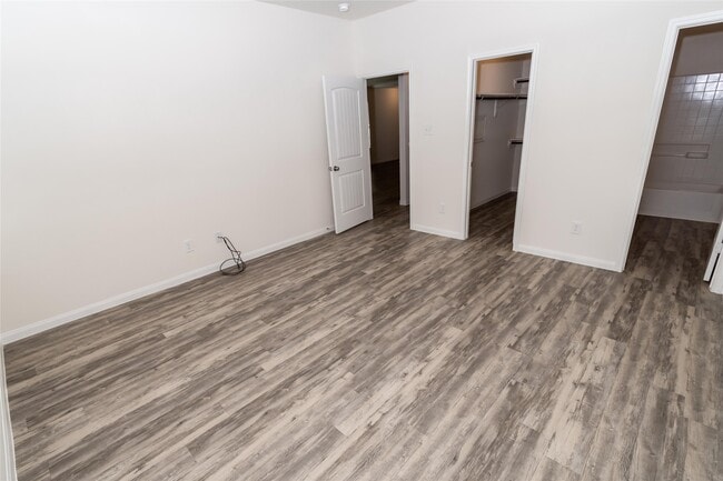 Building Photo - 5411 Long Arbor Ln