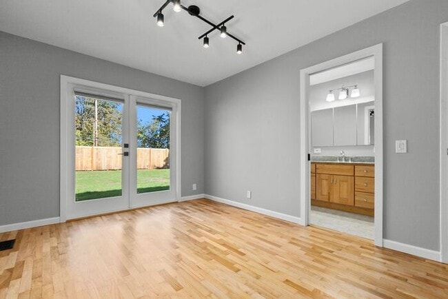 Foto del edificio - Freshly Updated West Seattle Rambler w/ Ai...