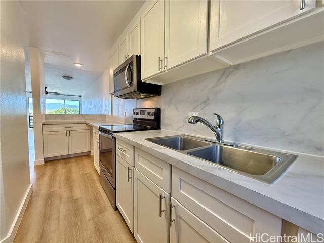 Building Photo - 98-660-660 Moanalua Loop