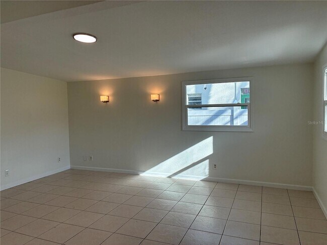 Foto del edificio - 6905 S Trask St