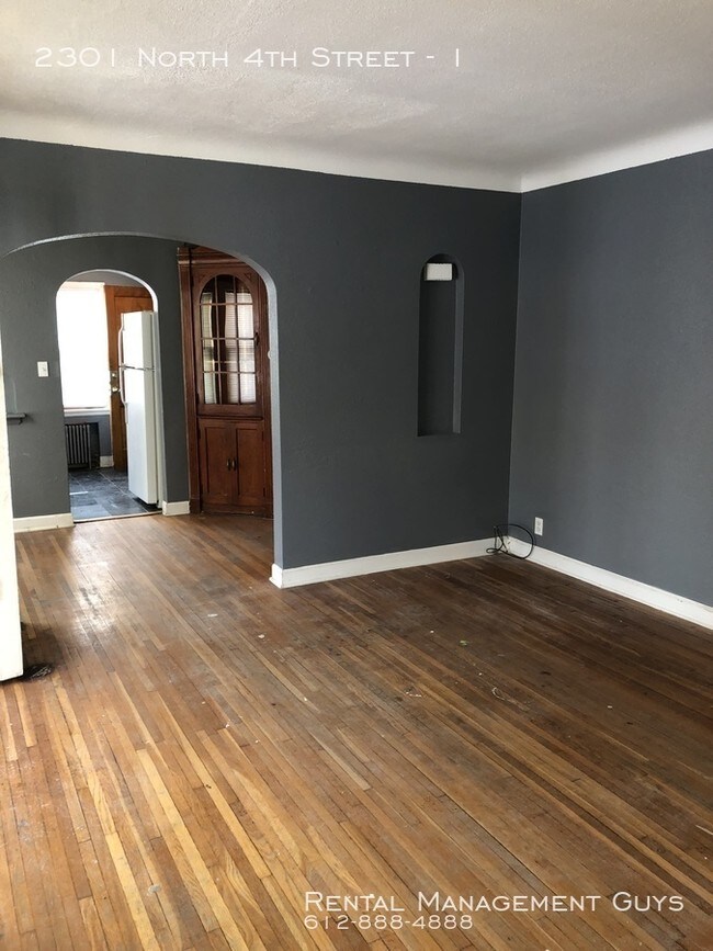 Cute 2 Bedroom Lower Level Duplex Apartment for Rent in