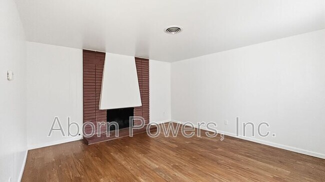 Foto del edificio - 5441 Olympic Way