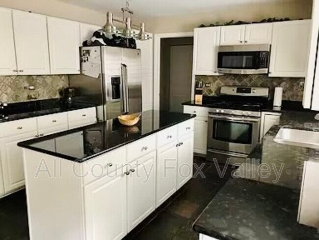 Foto del edificio - 1931 White Oak Dr