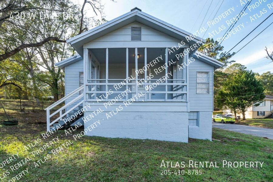 Foto principal - 430 W Lake Dr