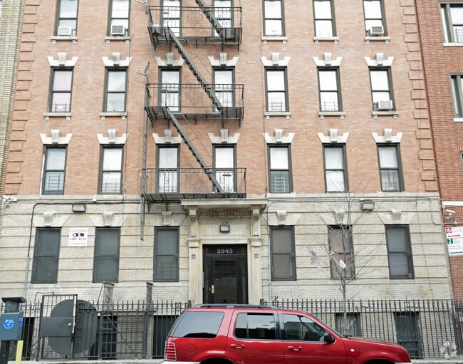 2543 Decatur Ave, Bronx, NY 10458 - Apartments in Bronx, NY ...
