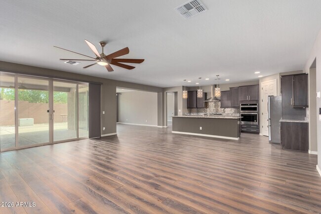 Foto del edificio - 27025 N 69th Ln