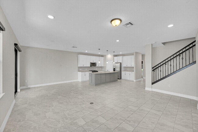 Building Photo - 4995 Cavelletti Rd