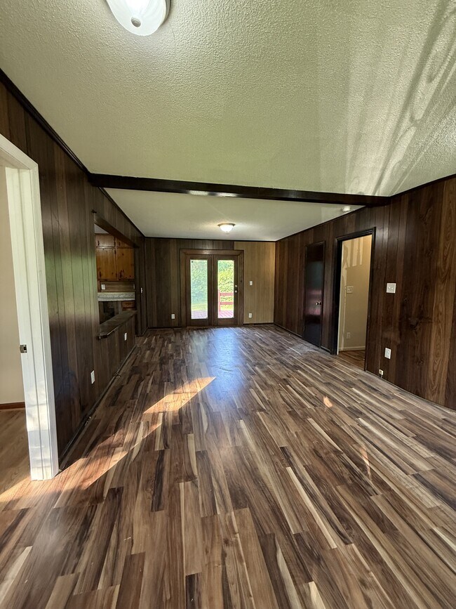 Foto del edificio - 317 Sunhill Rd NW