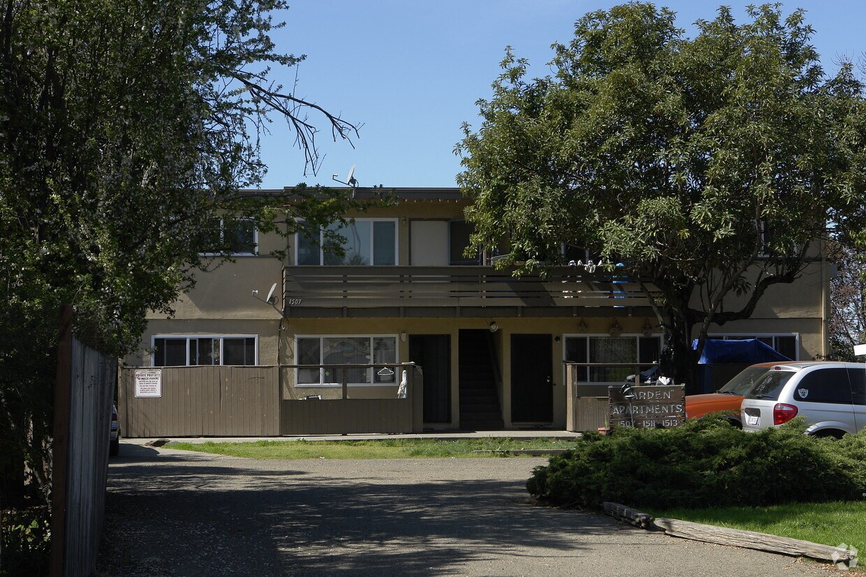 Building Photo - 1507-1513 Mono Ave