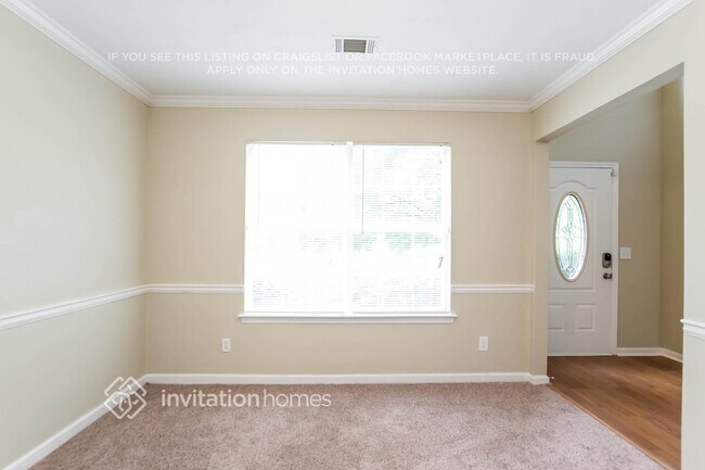 Building Photo - 210 Promenade Way SW