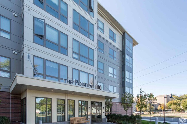 Building Photo - The Point @180