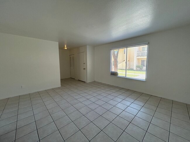 Foto del edificio - 5744 N 44th Ave