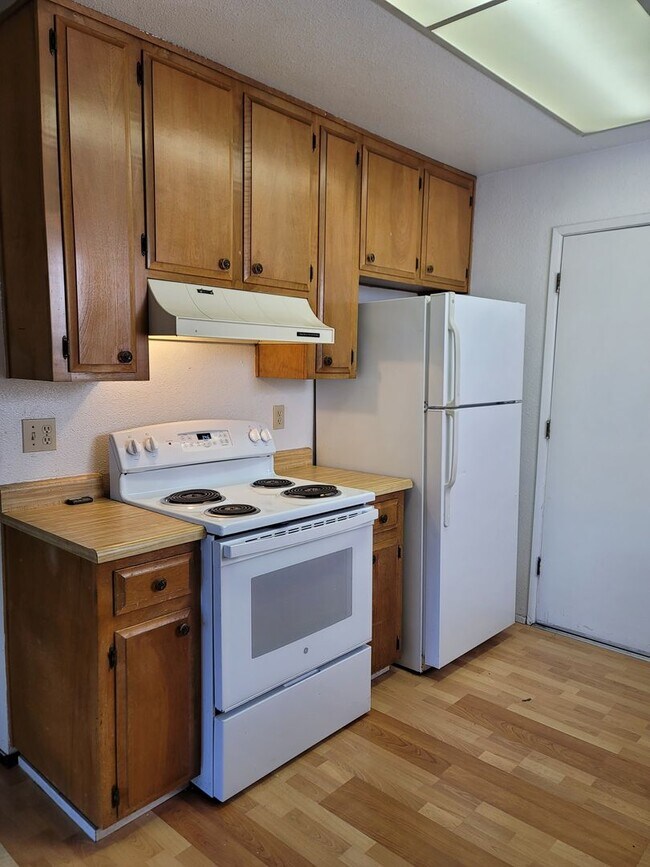 Foto del edificio - 1031 Fallbrook Dr