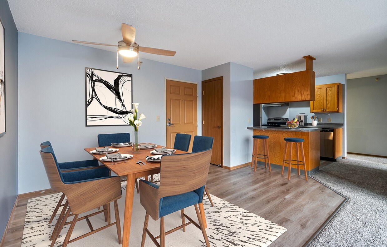 Elmcreek Apartments Apartments in Champlin, MN