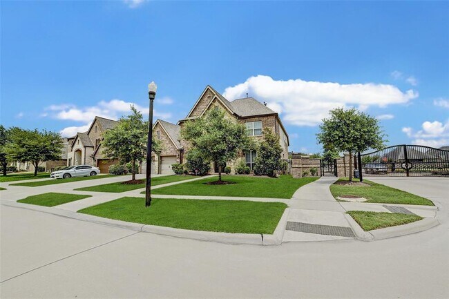 Building Photo - 3415 Celburn Park Ct