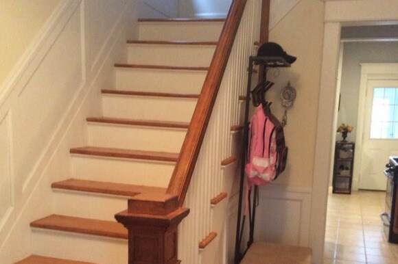 Foyer - 30 Lawnridge Ave