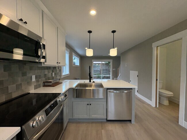 Foto del edificio - 6960 NE 18th Ave