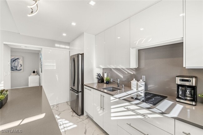 Foto del edificio - 980 7th Ave S
