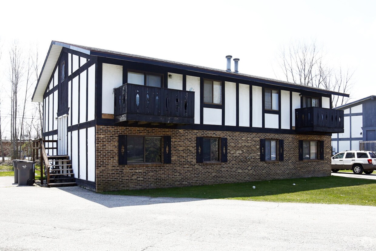 Foto principal - 2012 Redwood Dr