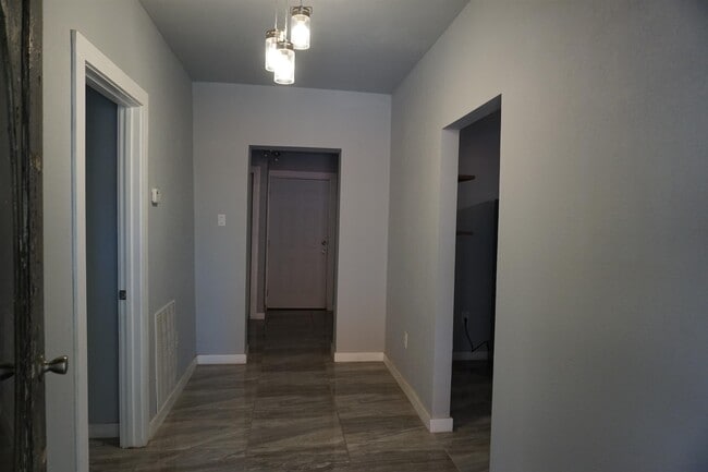 Building Photo - 410 San Jorge Ave