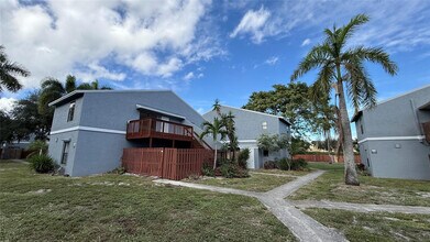 Building Photo - 10 N Crossings Cir