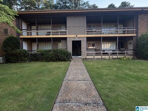 Building Photo - 3101 Lorna Rd
