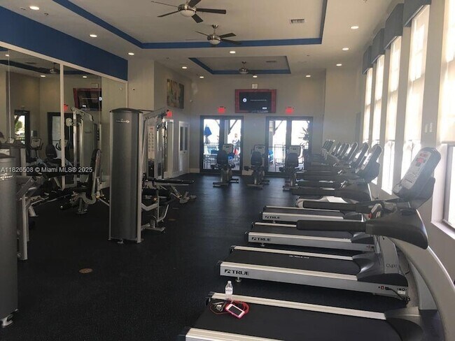Foto del edificio - 17067 SW 93rd St